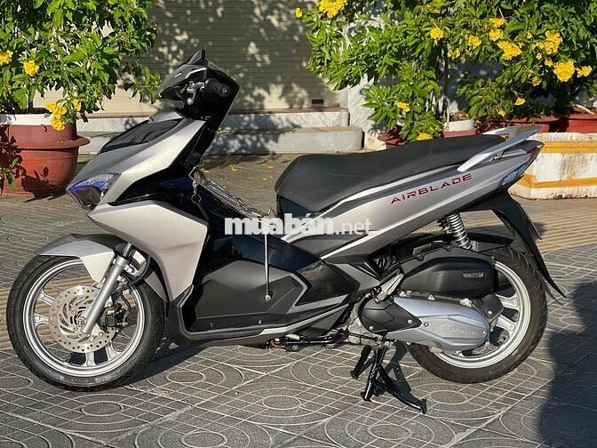 Honda Air Blade 125 2019 Bạc xám mờ