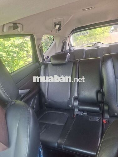 Mitsubishi Xpander Đen 7 chỗ