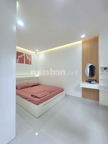 GÓC 2 Mặt Tiền Đường Phạm Văn Đồng, Gò Vấp. Giá 3TỶ550 - Đang cho thuê