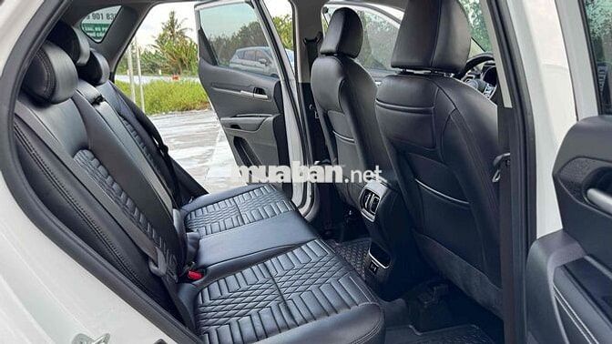 Kia Sonet 2025 Luxury 1.5 AT - 4200 km