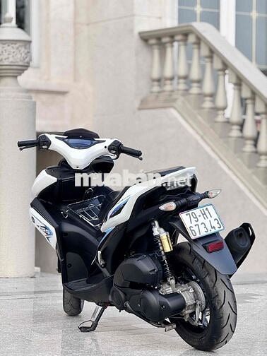 Yamaha NVX 155 2017 Trắng đen