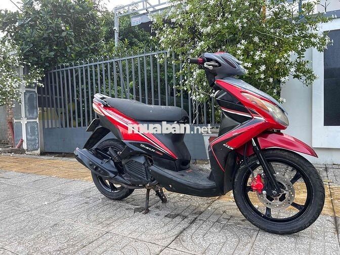 Yamaha Luvias LX 125 FI phun xăng điện tử