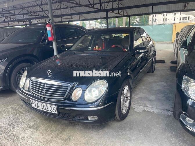 Mercedes-Benz E240 2004 Đen