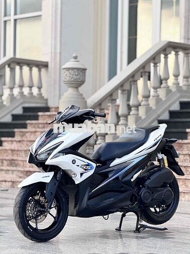 Yamaha NVX 155 2017 Trắng đen