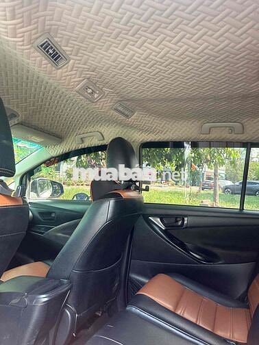 Toyota Innova 2018 2.0G -