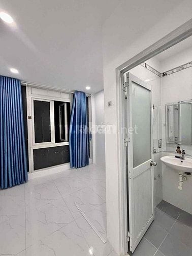 Cần bán gấp nhà Bình Thạnh, sổ hồng riêng