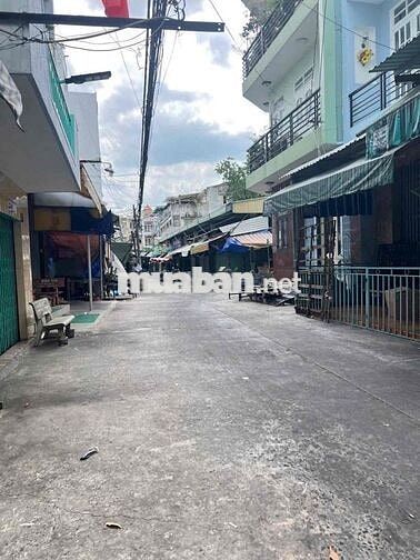 NHÀ MẶT CHỢ KINH DOANH - SẦM UẤT - NGAY ĐƯỜNG HẬU GIANG Q6 72M2 3 TẦNG