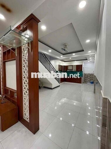NHÀ MẶT CHỢ KINH DOANH - SẦM UẤT - NGAY ĐƯỜNG HẬU GIANG Q6 72M2 3 TẦNG