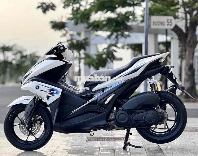 Yamaha NVX 155 2017 Trắng đen