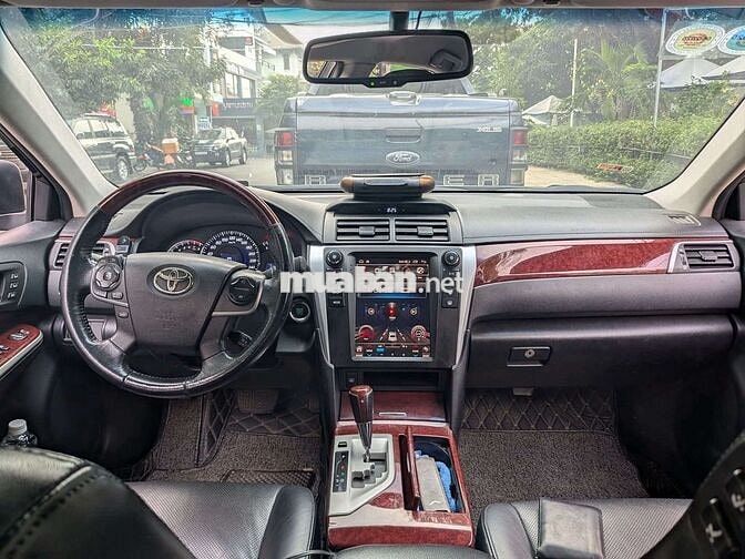 Toyota Camry 2013 2.5Q Đen 120.000 km
