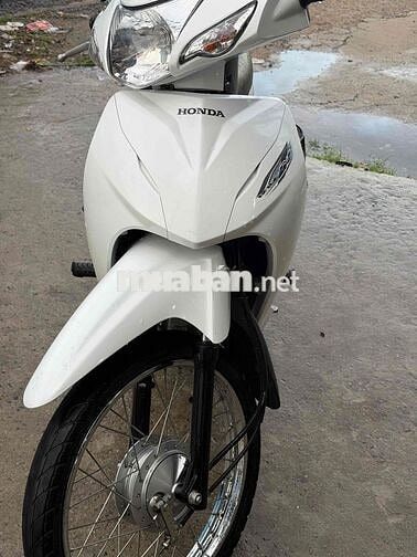 Honda Wave RSX màu Trắng