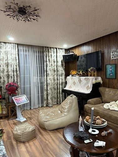 Bán căn biệt thự đẹp hẻm 10m đuờng C1, p13 gần nhà ga dt, : 6x16m 3 l