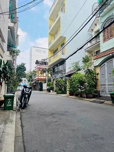 Bán căn biệt thự đẹp hẻm 10m đuờng C1, p13 gần nhà ga dt, : 6x16m 3 l