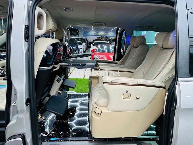 Mercedes V220d up 300d 2015 Bạc/Đen