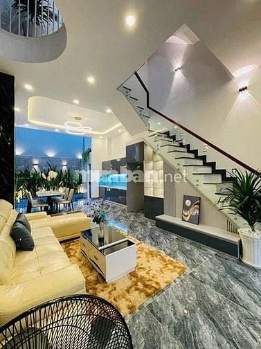 Bán nhà ở hẻm xe hơi đường PVĐ bình thạnh 50m2 giá 1 tỷ 7 dọn vào ngay