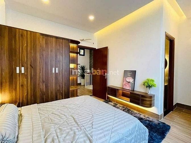 Bán nhà ở hẻm xe hơi đường PVĐ bình thạnh 50m2 giá 1 tỷ 7 dọn vào ngay