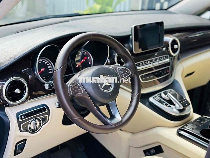 Mercedes V220d up 300d 2015 Bạc/Đen