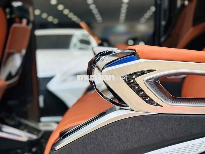Mercedes V250 Luxury Up V300 2026