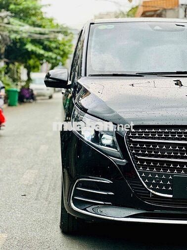 Mercedes V250 Luxury Up V300 2026