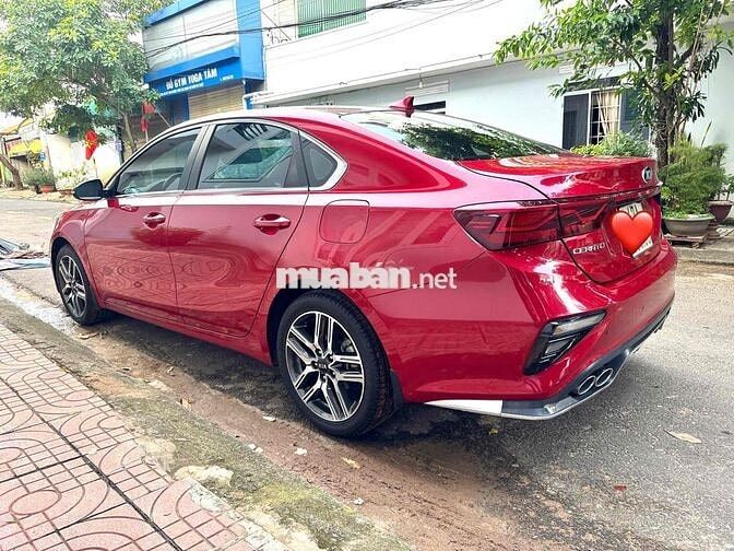 E Cần Bán Kia Cerato Premium 2.0 AT