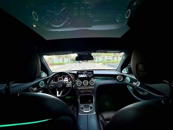 Mercedes-Benz GLC300 4Matic 2017 Đen Nâu