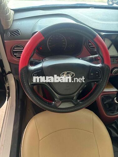 Hyundai Grand i10 2018 bản đủ