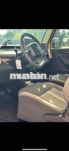 Xe ô tô điện VinFast VF3 2024 Vàng