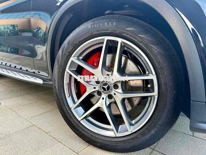 Mercedes-Benz GLC300 4Matic 2017 Đen Nâu