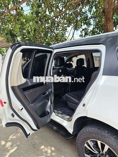 Chevrolet Trailblazer LTZ Trắng