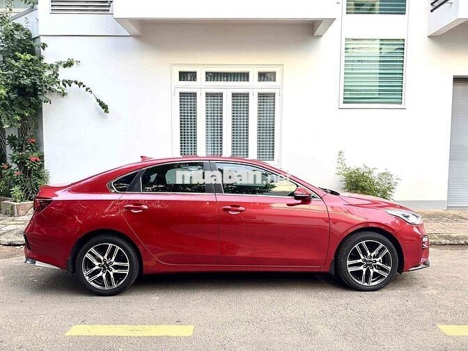 E Cần Bán Kia Cerato Premium 2.0 AT