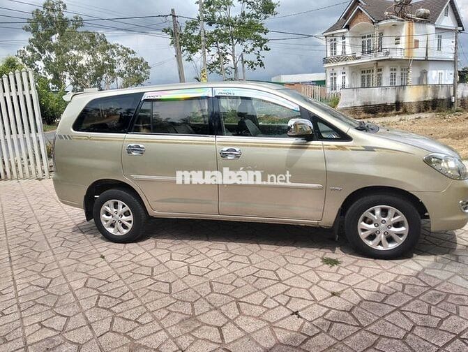 Toyota Innova G 2006 Vàng cát