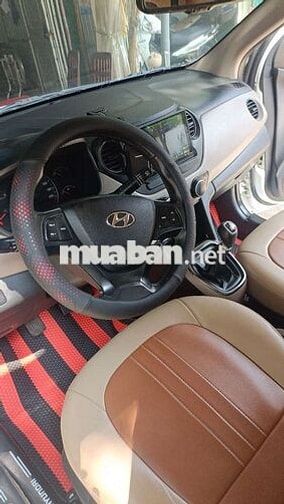 Hyundai i10 2017 Sedan Trắng