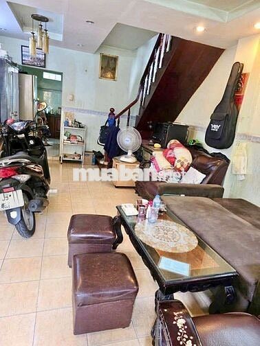 HIẾM CÓ NGAY ĐƯỜNG HAI BÀ TRƯNG TT QUẬN 1 - 41M2  - 2TẦNG