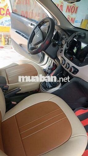 Hyundai i10 2017 Sedan Trắng