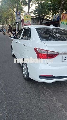 Hyundai i10 2017 Sedan Trắng