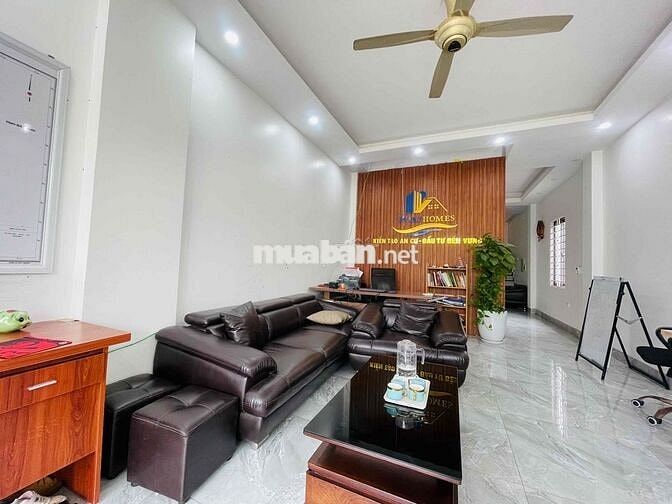 Chính chủ tôi cần bán nhanh nhà 4 tầng Vân Nội 74m2 Gần chợ Vân Trì