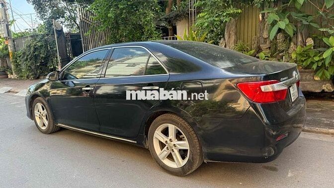 Toyota Camry 2013 Đen 16 vạn km