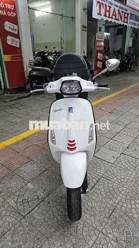 Piaggio Vespa LX125 iGet 2021 Trắng