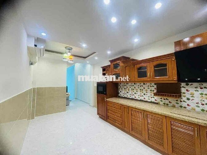 Hàng Vip HXH Tránh khu Phân Lô Vị Trí Siêu Đẹp Gần Mặt Tiền Lê Văn