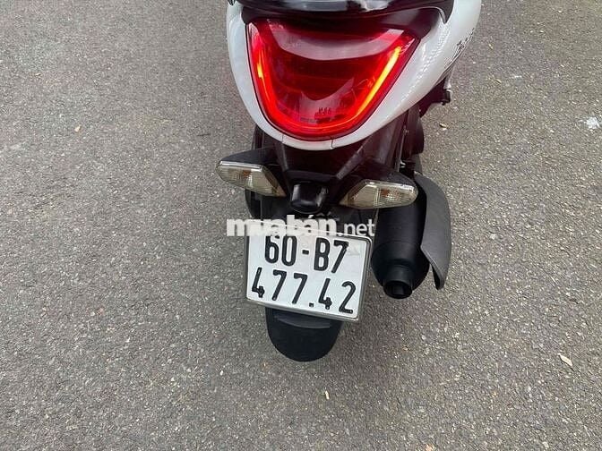 Yamaha Janus 125cc Trắng xanh