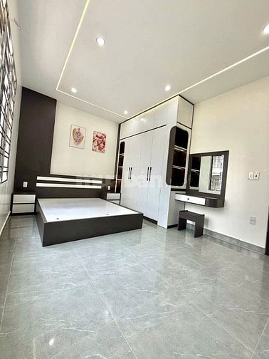 Chủ nhà cần bân gấp căn nhà mới xây