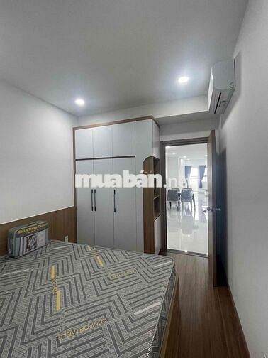 cần chuyển nhà nên để lại căn block B dãy D tầng 14 view sông