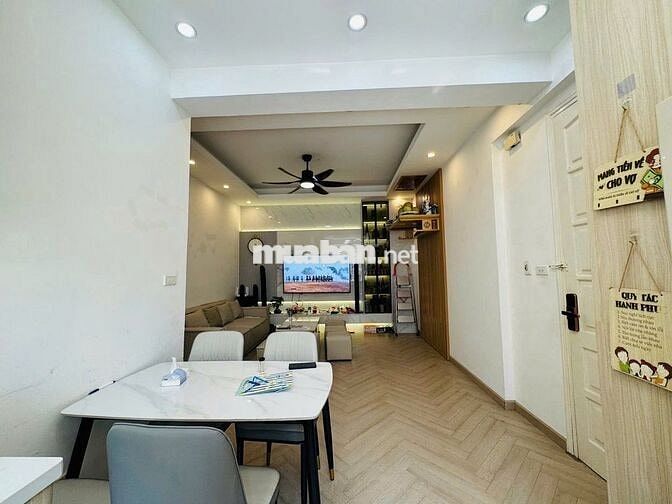 💥💥TRUNG TÂM QUẬN CẦU GIẤY- 63M2, 6,38 TỶ- FULL NỘI THẤT- DÂN TRÍ CAO 