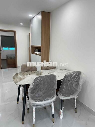 cần chuyển nhà nên để lại căn block B dãy D tầng 14 view sông