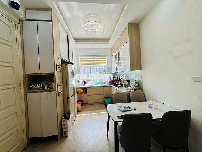 💥💥TRUNG TÂM QUẬN CẦU GIẤY- 63M2, 6,38 TỶ- FULL NỘI THẤT- DÂN TRÍ CAO 