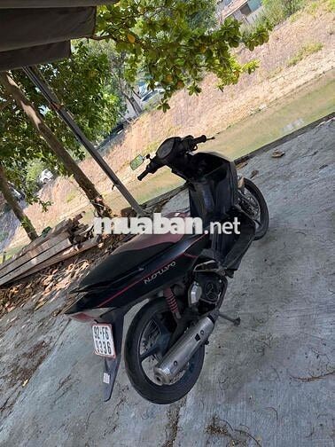 Yamaha Nouvo màu Đen