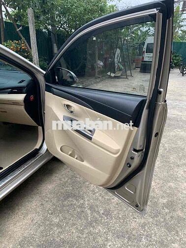 Toyota Vios 2018 Vàng cát