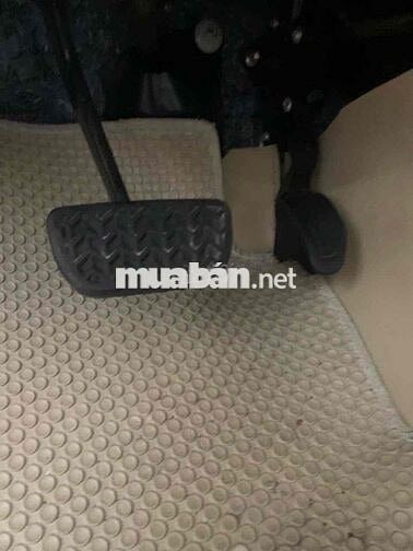 Toyota Vios 2018 Vàng cát