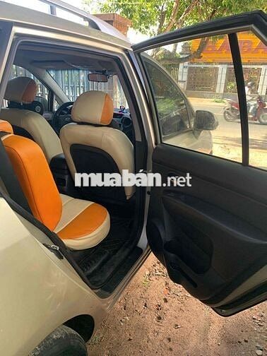 Kia Carens 2011 Vàng cát