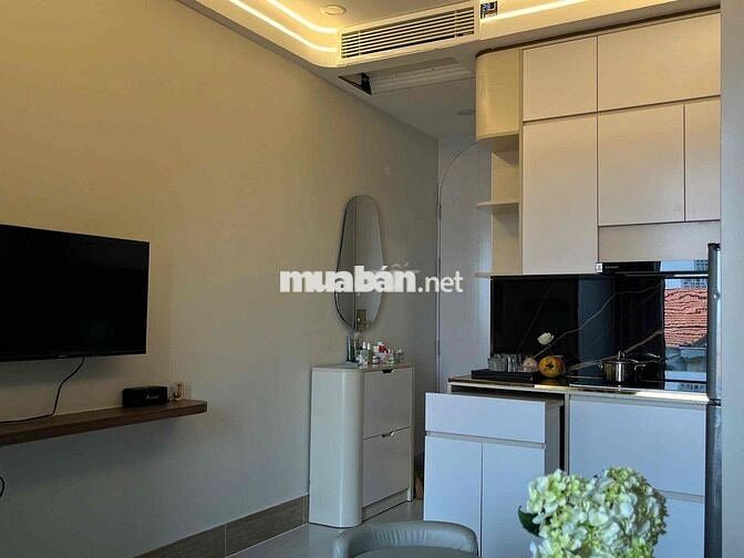 STUDIO BAN CÔNG FULL NỘI THẤT MÁY GIẶT RIÊNG